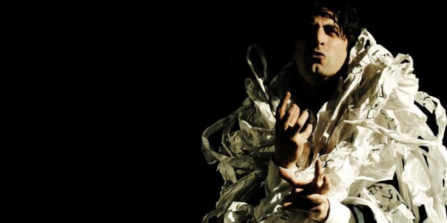 Elogio della follia: lo spettatore parlante